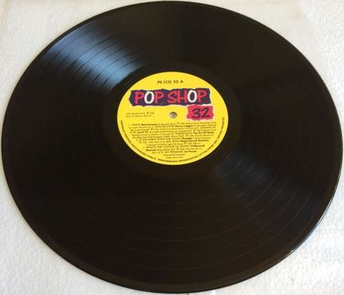 Pop Shop 32 (Vinyl LP)
