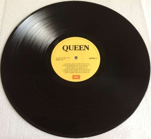 Queen - Live (South Africa) (Vinyl LP) [Rare] [Reserved for: schwartzreino1]