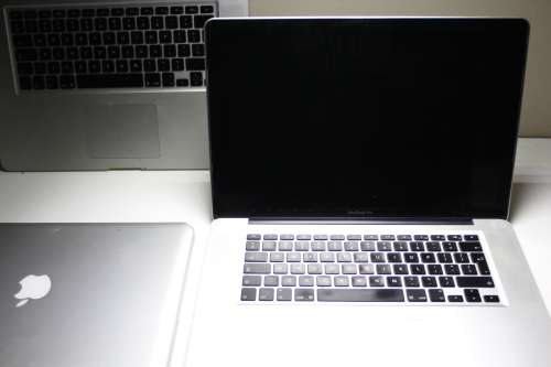 2 x Macbooks + 1 x Parts Keyboard + 1 x Charging Adapter Combo ** PLS READ DESCRIPTION **