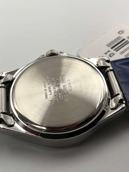 Casio Standard Collection Men`s MTP-1239D-2ADF Watch (Open Box)