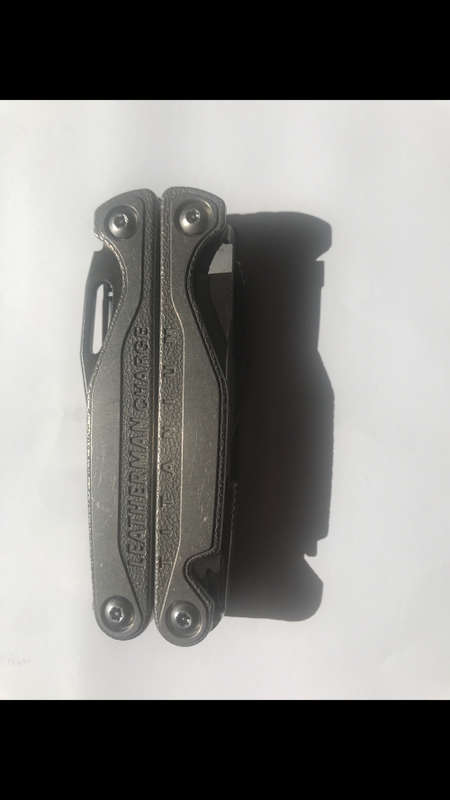 "Leatherman Charge TITANIUM TTI"!