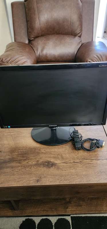 SAMSUNG SYNCMASTER S23B300 LED MONITOR