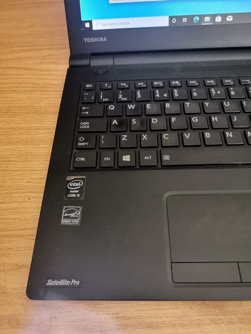 TOSHIBA SATELLITE PRO R50 I5 4TH GEN LAPTOP FOR SALE
