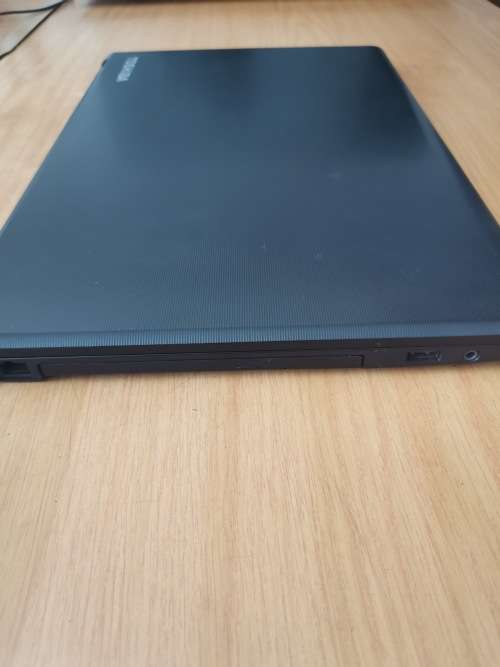 TOSHIBA SATELLITE PRO R50 I5 4TH GEN LAPTOP FOR SALE