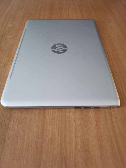 HP ENVY 13 D I5 6TH GEN LAPTOP FOR SALE PLEASE READ AD!!!!