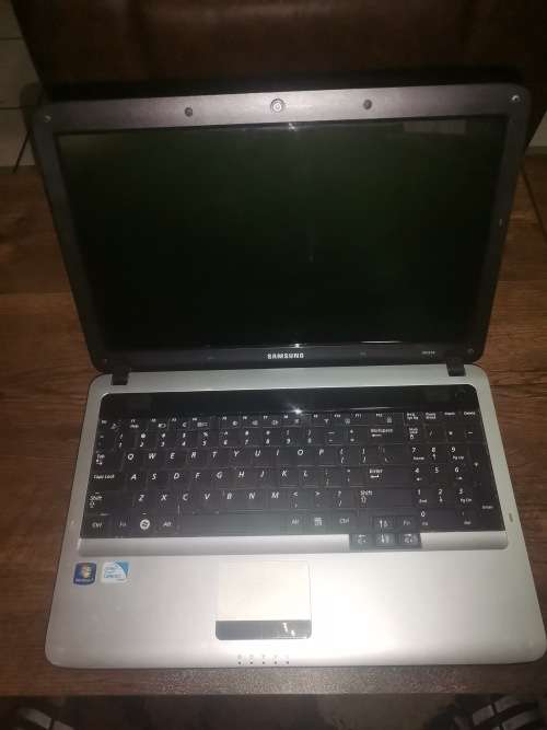 SAMSUNG RV510 LAPTOP FOR SALE