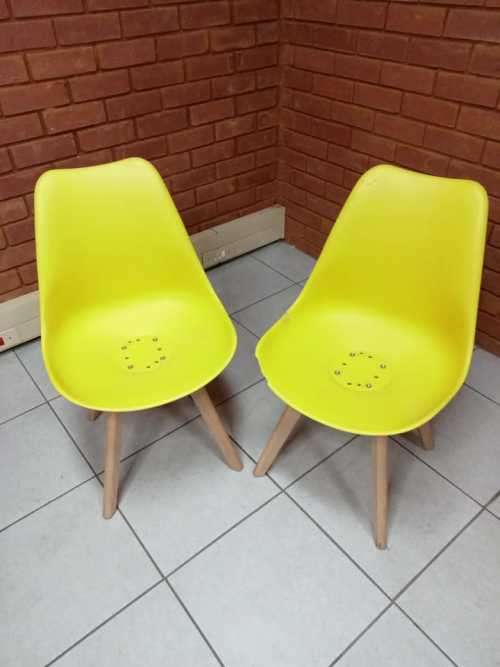 Padded Seat Wooden Leg Dining Chairs - Yellow Colour (Secondhand)