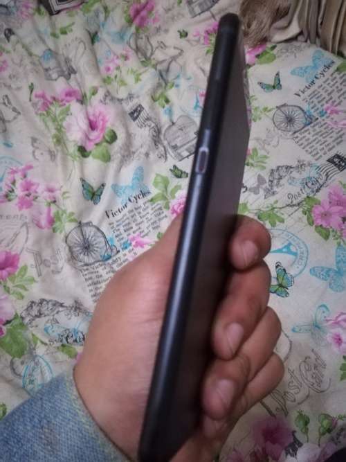 HUAWEI P10 PLUS 6GB RAM 128GB STORAGE EXCELLENT CONDITION + FREE SMARTWATCH