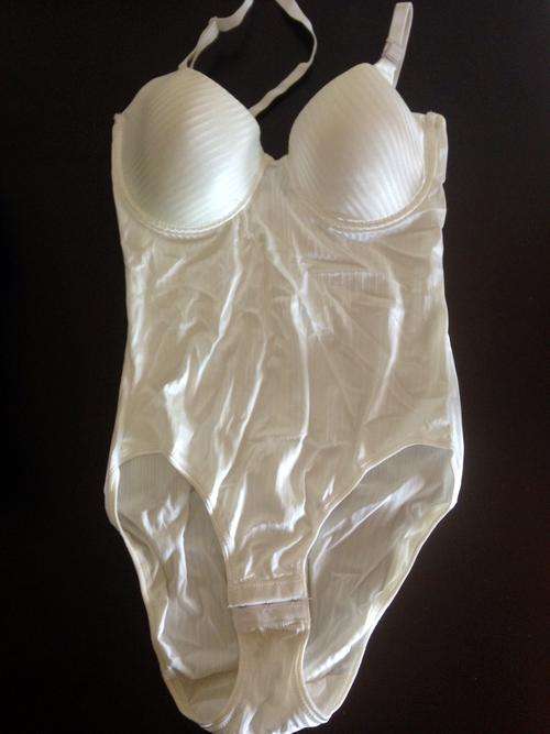 IVORY BODYSUIT - 36C