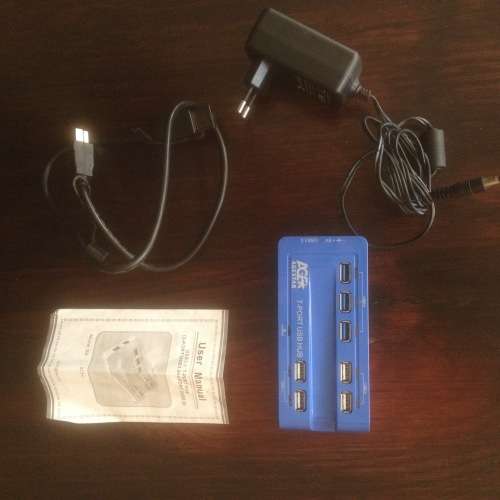 Powered 7-Port USB Hub - Barely Used - No Reserve