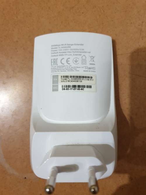 TP-Link - Wireless booster