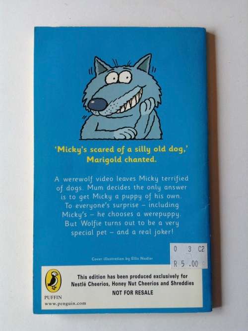 The Werepuppy by Jacqueline Wilson, Janet Robertson (Illustrator)