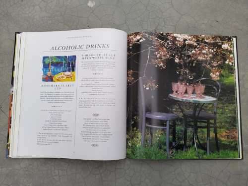 Alfresco: Over 100 Recipes with Menus for Memorable Outdoor Meals by Linda Burgess