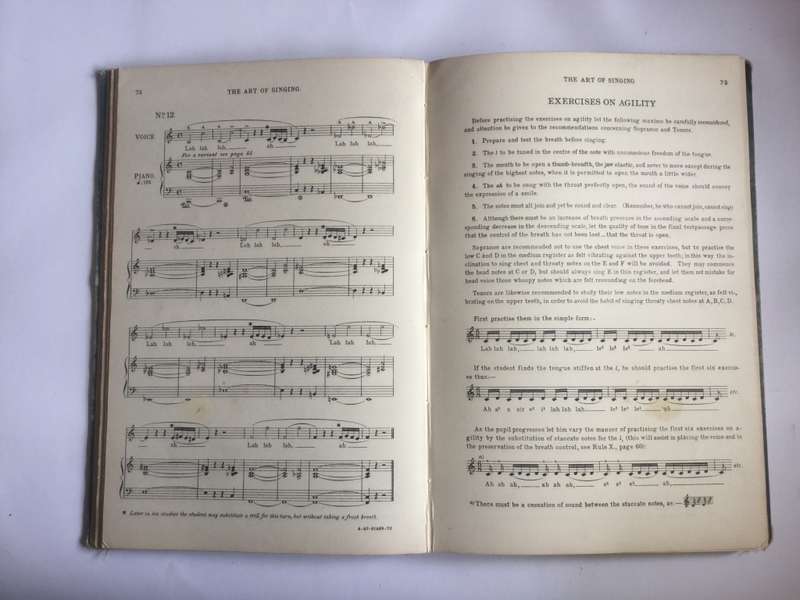 The Art of Singing by William Shakespeare (1910)