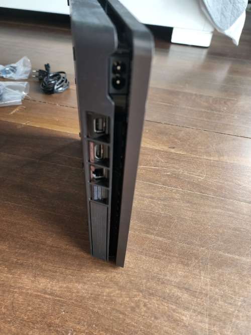 PlayStation 4 Console