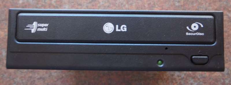 LG Super Multi DVD Re-Writer - Model GSA-H55N