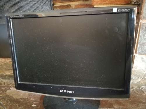Samsung SyncMaster 733NW 17Inch