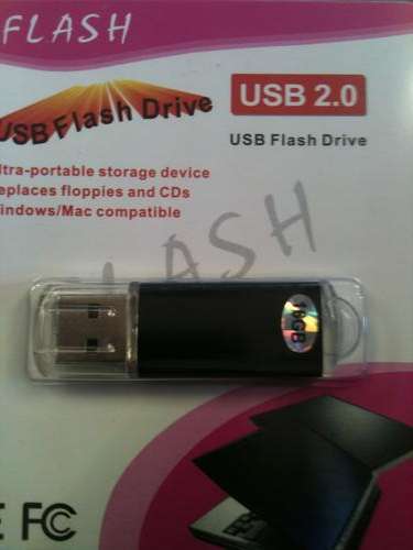16GB USB 2.0 Flash Drive (Black) - Only R18.50 Shipping!!