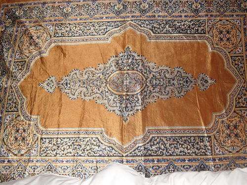 FLOOR RUG OR CARPET