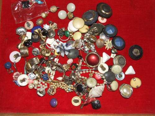 A Mixed lot of ANTIQUE & Costume Jewelery