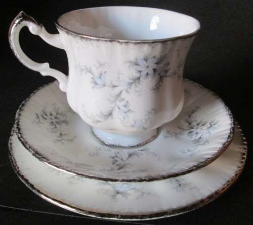 Paragon Trio 'Brides Choice'