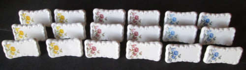 18 Name Place Settings