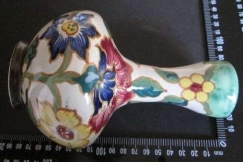 For G Creations Gouda Regina Vase 'Merida'