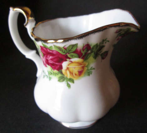 Royal Albert Milk Jug / Creamer 'Old Country Roses'