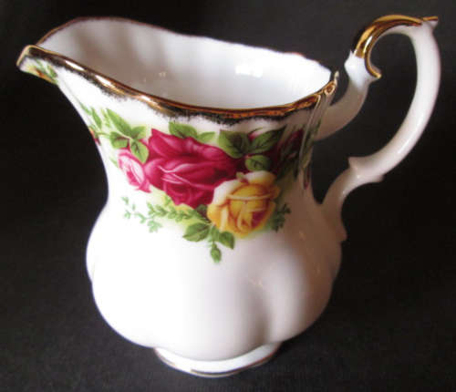 Royal Albert Milk Jug / Creamer 'Old Country Roses'