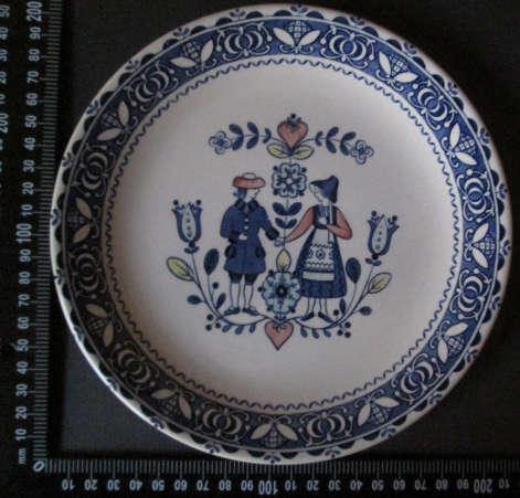 Johnson Brothers Salad Plate 'Hearts and Flowers'
