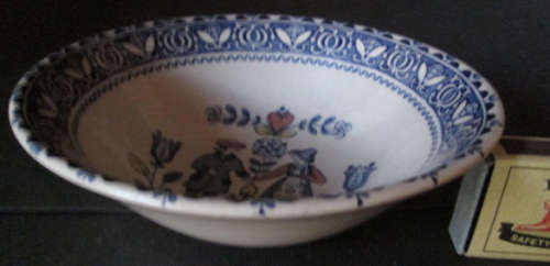 Johnson Brothers Dessert Bowl 'Hearts and Flowers'