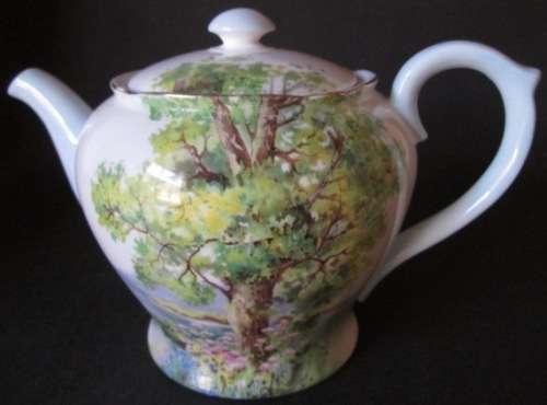 Shelley Teapot 'Woodlands'