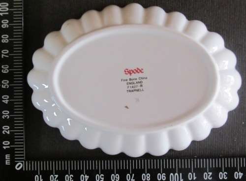 Spode Oval Dish 'Trapnell'