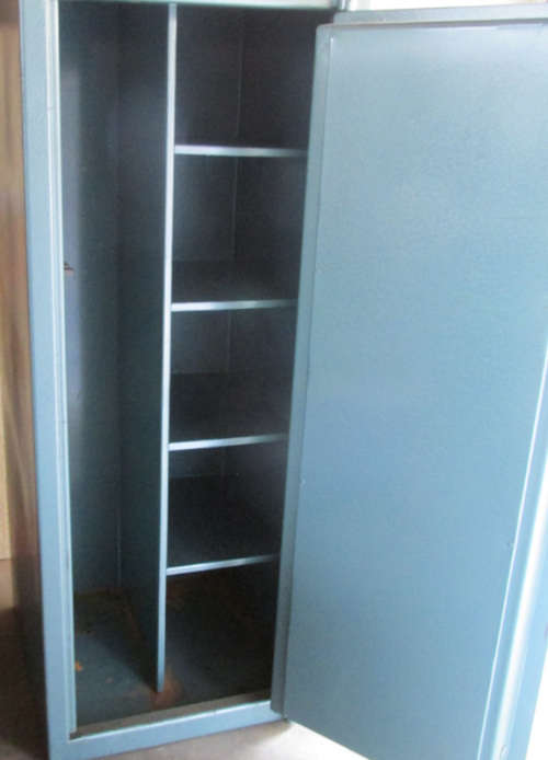 Rifle Safe 4 Rifles with Shelving,  SA Safe Equipment
