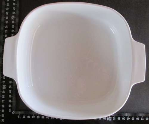 Corning Ware 'Country Cornflower' Dish with Lid A-2-B 2 Liter