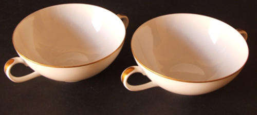 2 Bavarian (Germany) dessert bowls