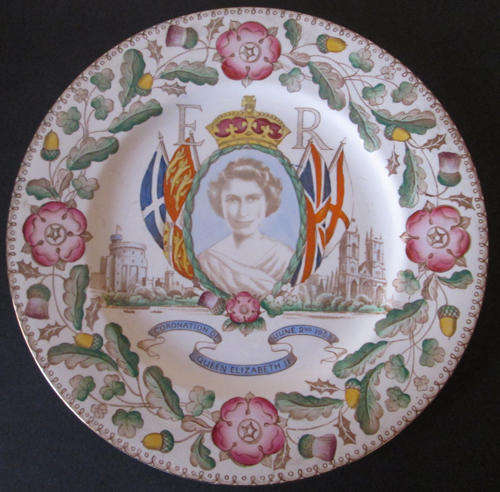 Vintage Coronation of Queen Elizabeth 02 June 1953 Plate, Width 262mm