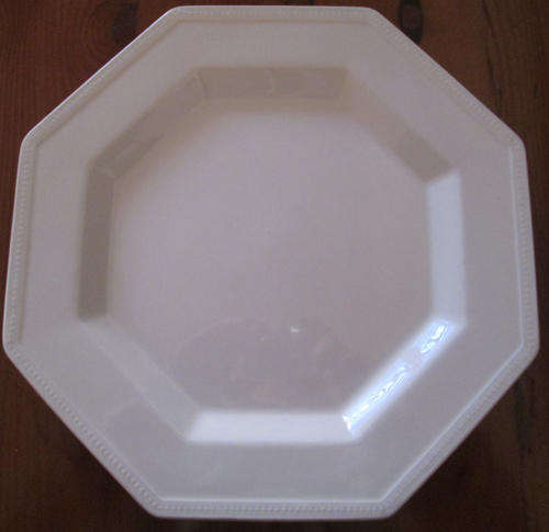 Johnson Brothers Dinner Plate 'Heritage White