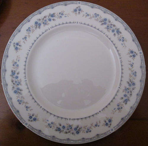 Wedgwood Dinner Plate 'Gardenia'