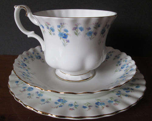 Royal Albert Trio 'Memory Lane'