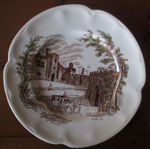 Johnson Brothers Side Plate  'Dorothy Vernon Eloped from Haddon Hall in the 16th Century'