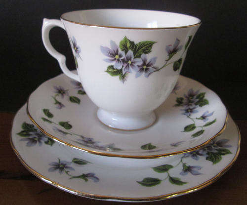 Queens Trio Pattern 8345