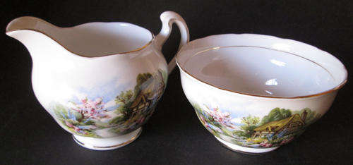 Royal Vale Sugar Bowl and Milk Jug / Creamer