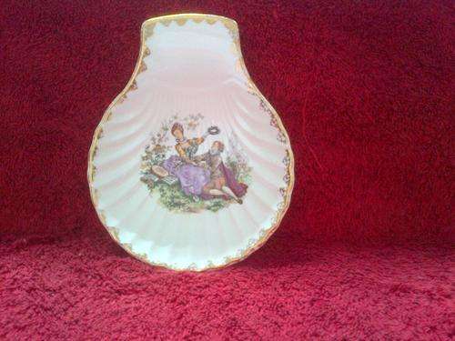 Exquisite Vintage St Amand Ceranord Spoon holder With Romantic Scene Rare