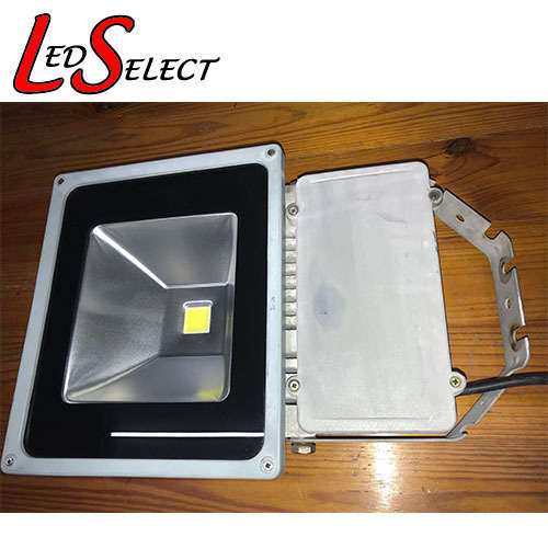 Flood Light 100W Cool White 220V **LOCAL STOCK**