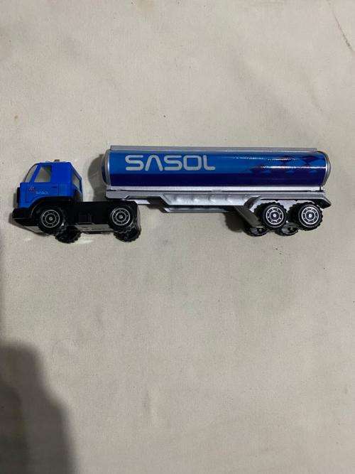 DINKY TOYS