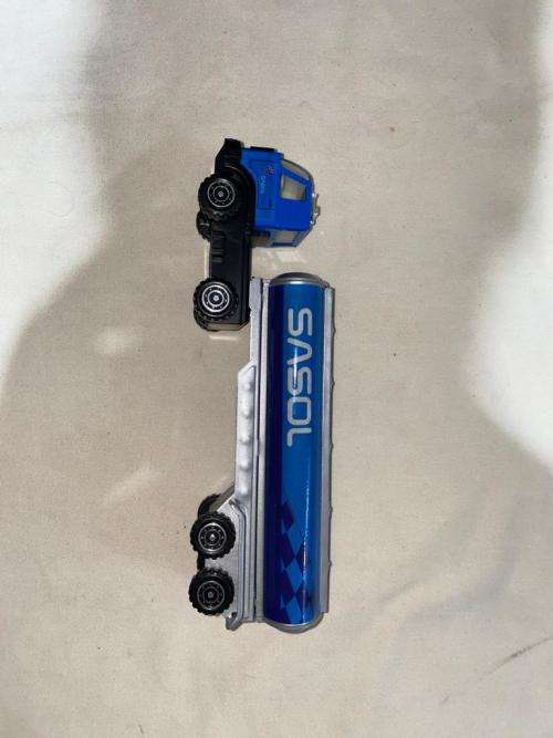 DINKY TOYS