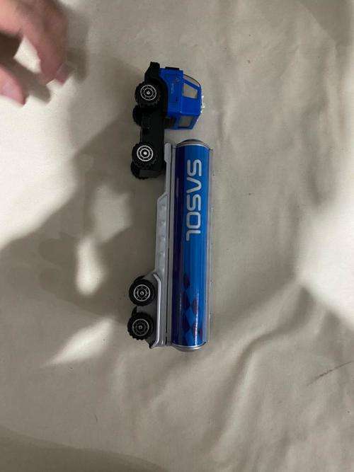 DINKY TOYS