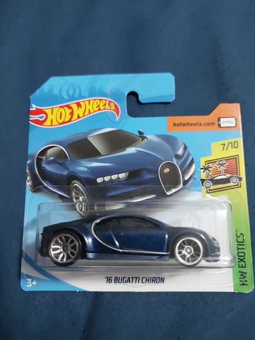 `16 Bugatti Chiron