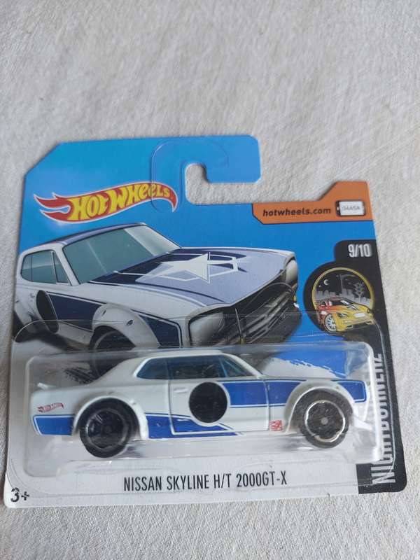 Nissan Skyline H/T 2000GT-X